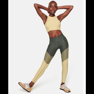NWT Outdoor Voices 7/8 Springs Leggings in Olive/Willow